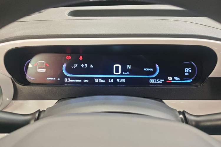 Used Geely Galaxy Panda 2025 210 km – Yuanqi Bear Instrument Cluster