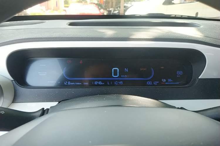 Used Geely Galaxy Panda 2025 210 km – Yuanqi Bear Instrument Cluster