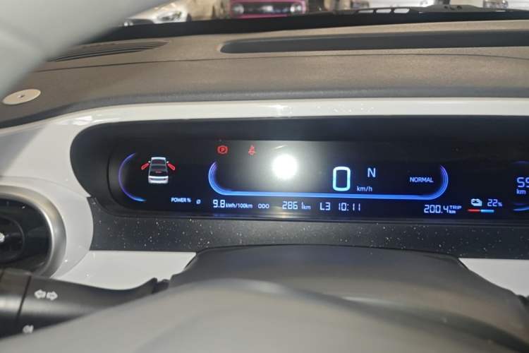 Used Geely Galaxy Panda 2025 210 km – Yuanqi Bear Instrument Cluster
