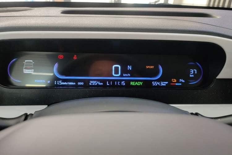 Used Geely Galaxy Panda 2025 210 km – Yuanqi Bear Instrument Cluster