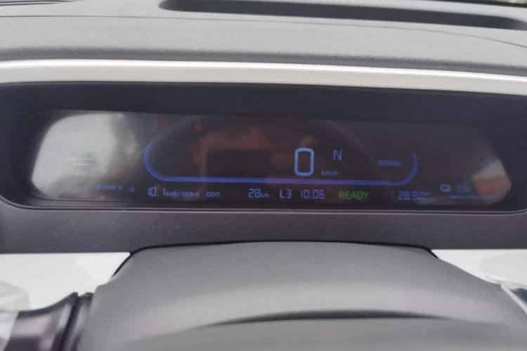 Used Geely Galaxy Panda 2025 210 km – Yuanqi Bear Instrument Cluster