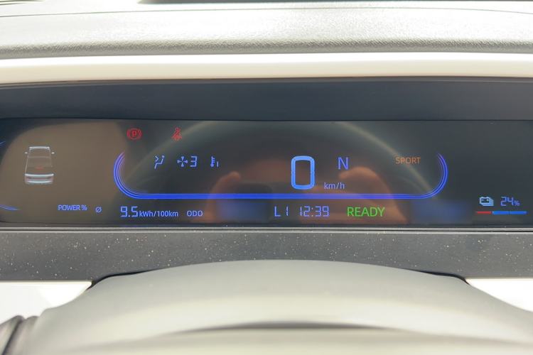 Used Geely Galaxy Panda 2025 210 km – Yuanqi Bear Instrument Cluster