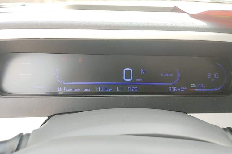 Used Geely Galaxy Panda 2025 210 km – Yuanqi Bear Instrument Cluster