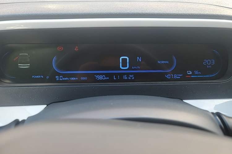 Used Geely Galaxy Panda 2025 210 km – Yuanqi Bear Instrument Cluster