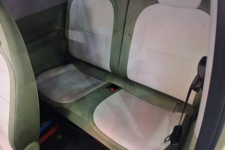 Used Geely Galaxy Panda 2025 210km Panda Rider Interior 1