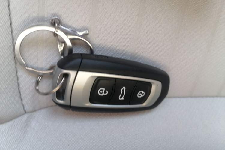 Used Geely Galaxy Panda 2025 210 km – Yuanqi Bear Interior 1