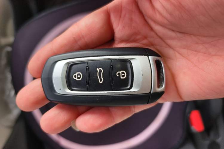 Used Geely Galaxy Panda 2025 210 km – Yuanqi Bear Interior 1