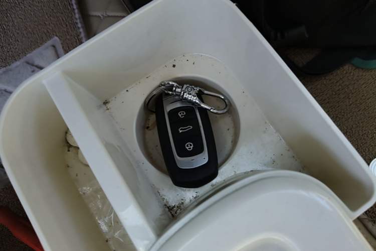 Used Geely Galaxy Panda 2025 210 km – Yuanqi Bear Interior 1