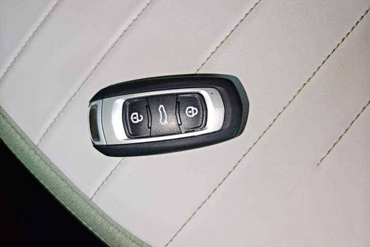 Used Geely Galaxy Panda 2025 210km Panda Rider Interior 1