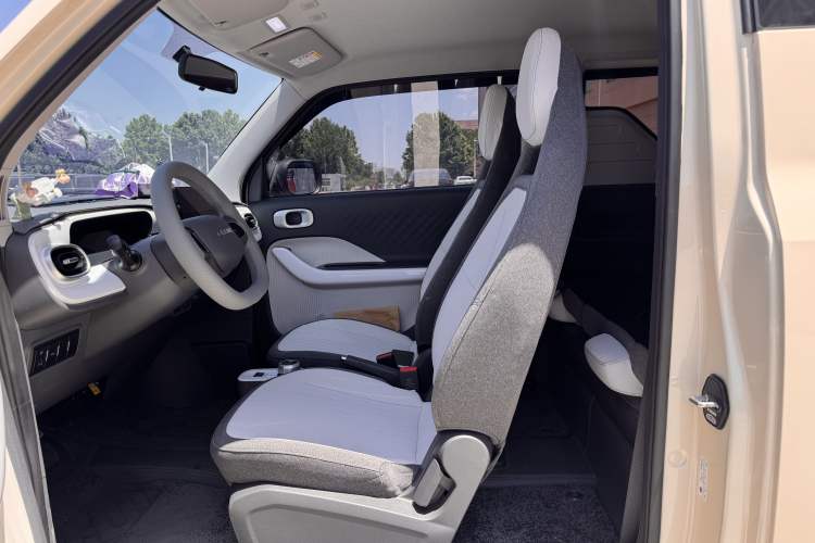 Used Geely Galaxy Panda 2025 210 km – Yuanqi Bear Interior 3