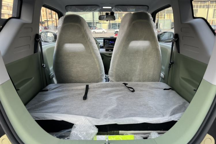 Used Geely Galaxy Panda 2025 210km Panda Rider Interior 9