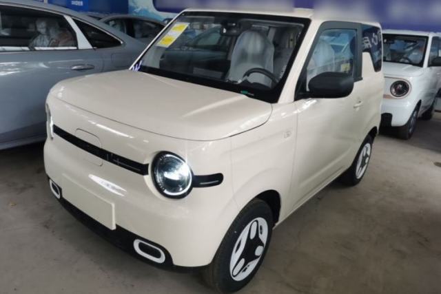 Used Geely Galaxy Panda 2025 210 km – Yuanqi Bear