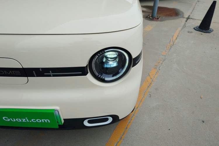 Used Geely Galaxy Panda 2025 210 km – Yuanqi Bear Left Front Headlight