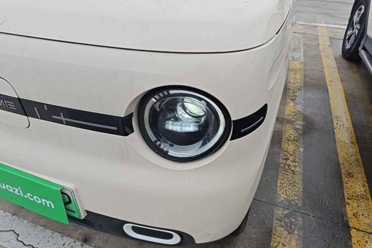 Used Geely Galaxy Panda 2025 210 km – Yuanqi Bear Left Front Headlight