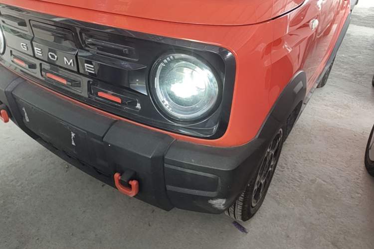Used Geely Galaxy Panda 2025 210km Panda Rider Left Front Headlight