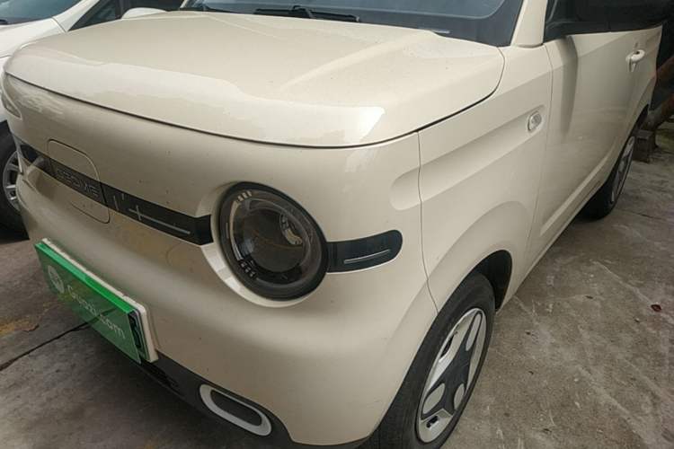 Used Geely Galaxy Panda 2025 210 km – Yuanqi Bear Left Front Headlight