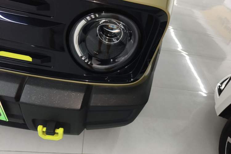 Used Geely Galaxy Panda 2025 210km Panda Rider Left Front Headlight