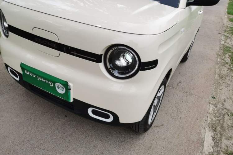 Used Geely Galaxy Panda 2025 210 km – Yuanqi Bear Left Front Headlight
