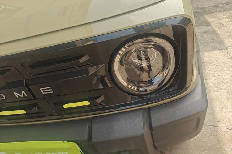 Used Geely Galaxy Panda 2025 210km Panda Rider Left Front Headlight