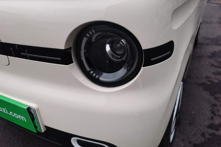 Used Geely Galaxy Panda 2025 210 km – Yuanqi Bear Left Front Headlight