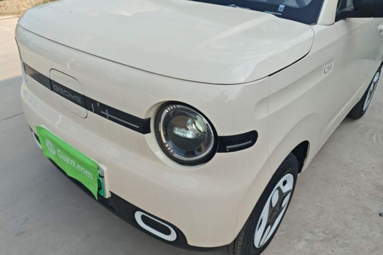 Used Geely Galaxy Panda 2025 210 km – Yuanqi Bear Left Front Headlight