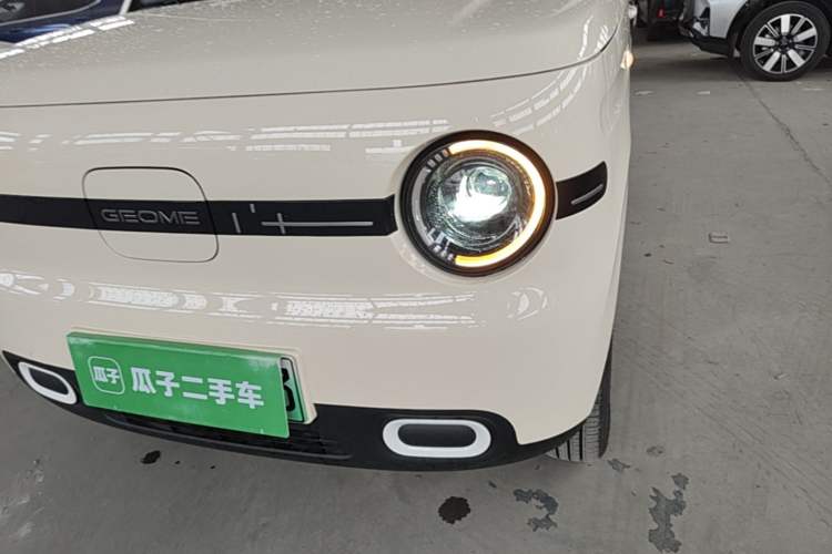 Used Geely Galaxy Panda 2025 210 km – Yuanqi Bear Left Front Headlight