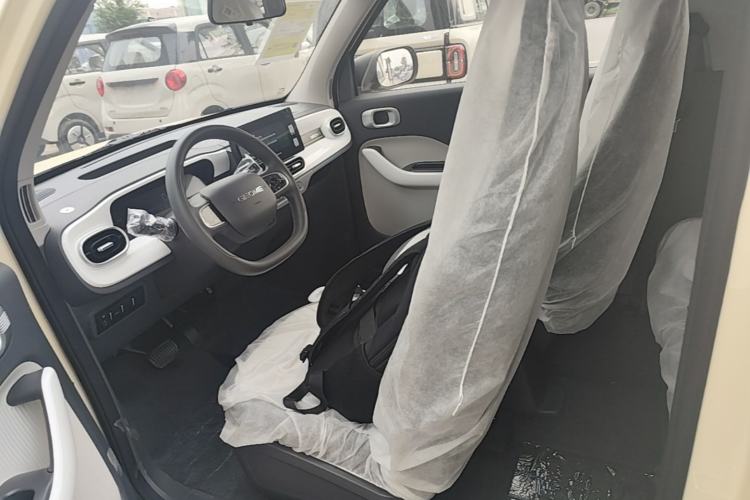 Used Geely Galaxy Panda 2025 210 km – Yuanqi Bear Left Front Seat
