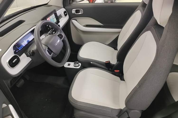 Used Geely Galaxy Panda 2025 210km Panda Kart Left Front Seat