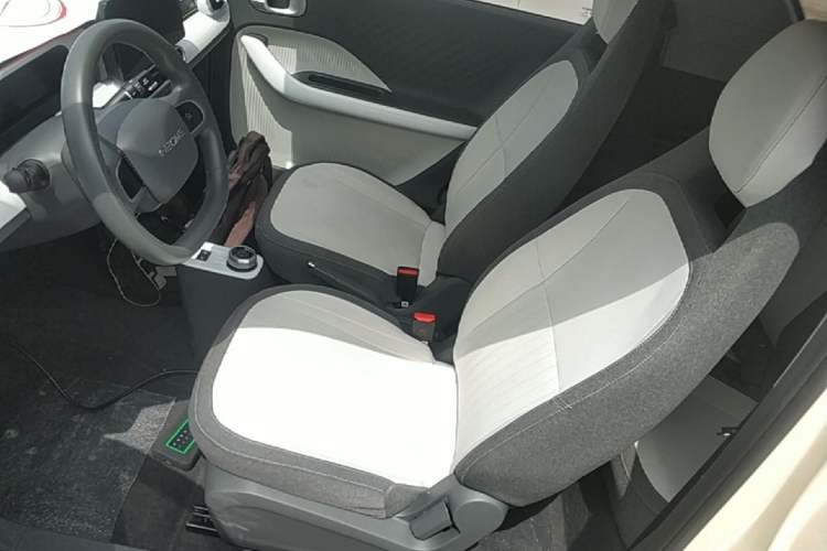 Used Geely Galaxy Panda 2025 210 km – Yuanqi Bear Left Front Seat