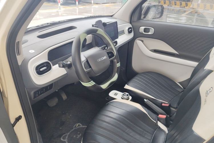 Used Geely Galaxy Panda 2025 210 km – Yuanqi Bear Left Front Seat