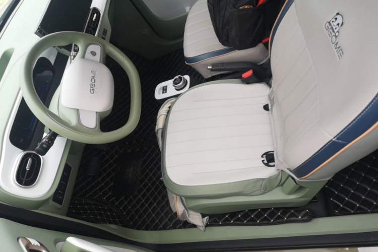 Used Geely Galaxy Panda 2025 210km Panda Rider Left Front Seat