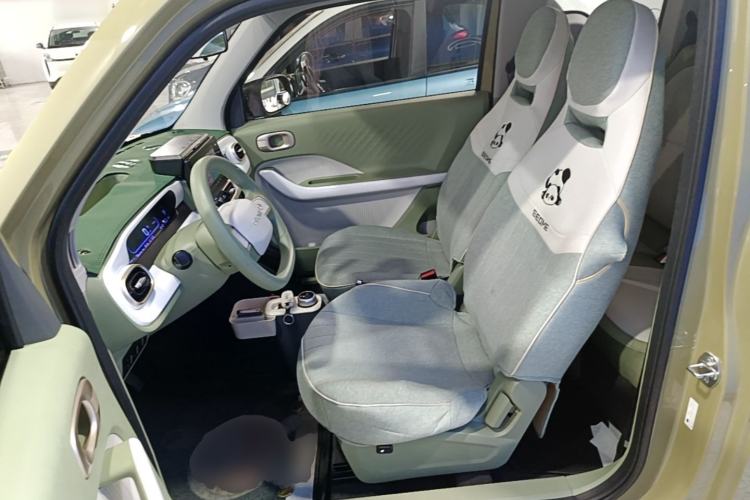 Used Geely Galaxy Panda 2025 210km Panda Rider Left Front Seat