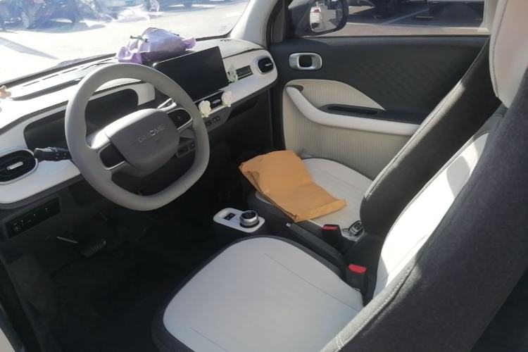 Used Geely Galaxy Panda 2025 210 km – Yuanqi Bear Left Front Seat