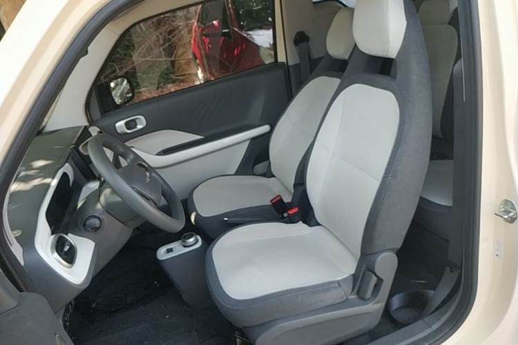 Used Geely Galaxy Panda 2025 210 km – Yuanqi Bear Left Front Seat