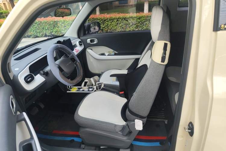 Used Geely Galaxy Panda 2025 210 km – Yuanqi Bear Left Front Seat