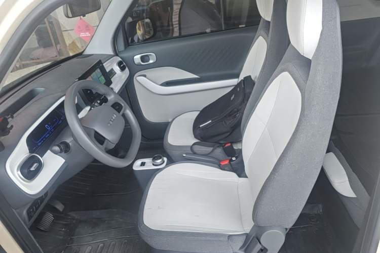 Used Geely Galaxy Panda 2025 210 km – Yuanqi Bear Left Front Seat