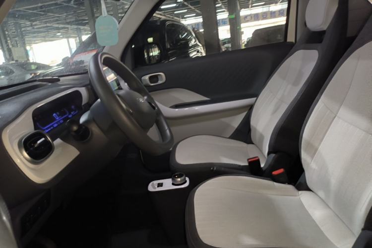 Used Geely Galaxy Panda 2025 210 km – Yuanqi Bear Left Front Seat