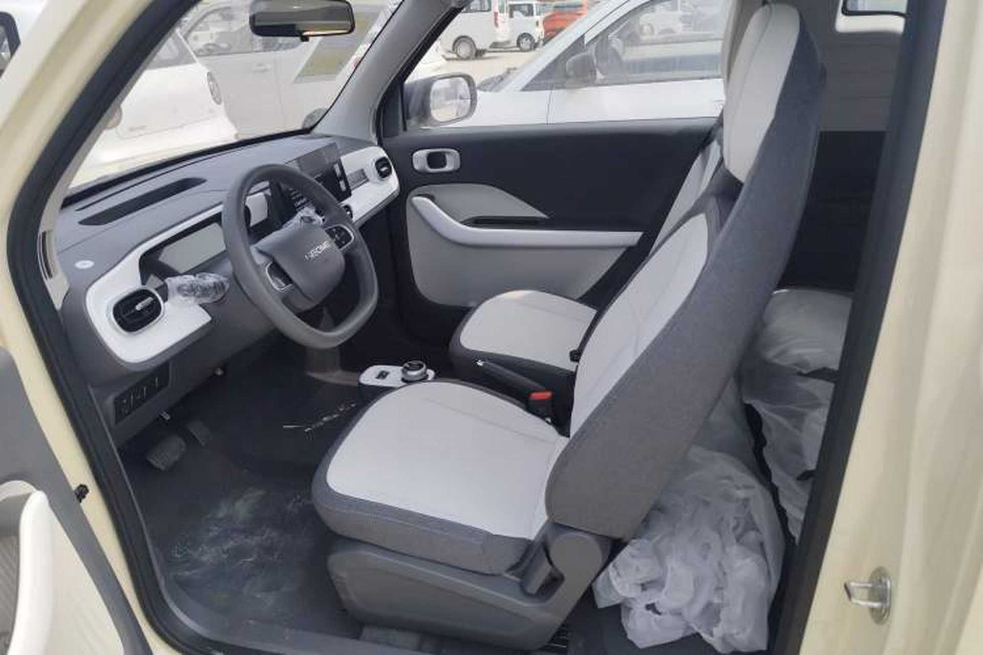 Used Geely Galaxy Panda 2025 210 km – Yuanqi Bear Left Front Seat