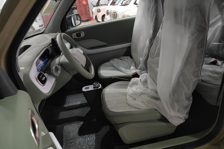 Used Geely Galaxy Panda 2025 210km Panda Rider Left Front Seat