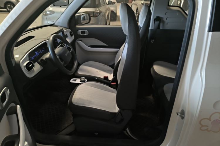 Used Geely Galaxy Panda 2025 210 km – Yuanqi Bear Left Front Seat