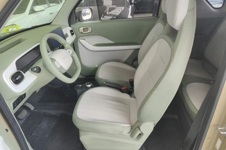 Used Geely Galaxy Panda 2025 210km Panda Rider Left Front Seat