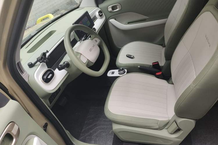 Used Geely Galaxy Panda 2025 210km Panda Rider Left Front Seat