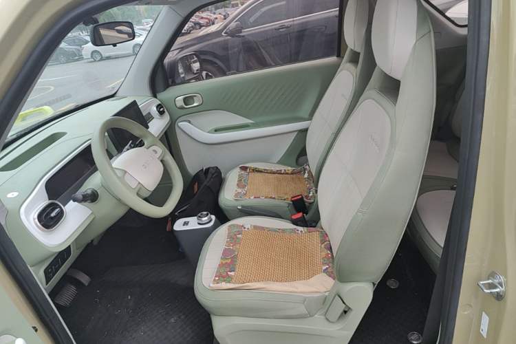 Used Geely Galaxy Panda 2025 210km Panda Rider Left Front Seat