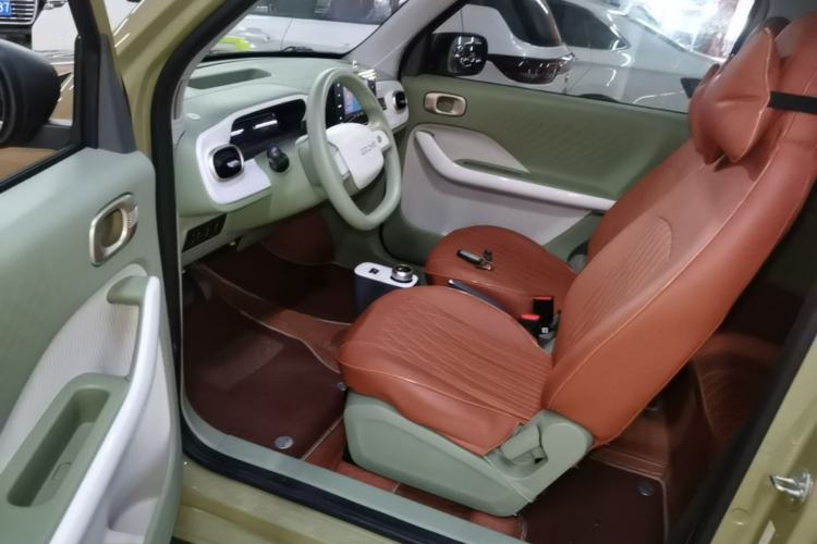 Used Geely Galaxy Panda 2025 210km Panda Rider Left Front Seat