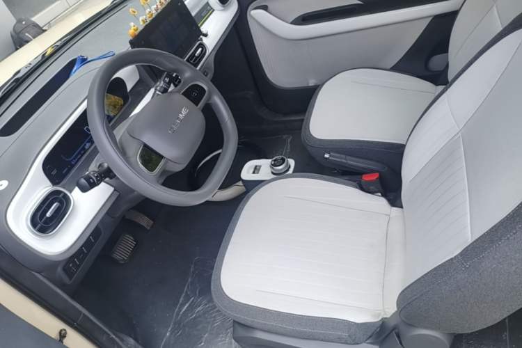 Used Geely Galaxy Panda 2025 210 km – Yuanqi Bear Left Front Seat