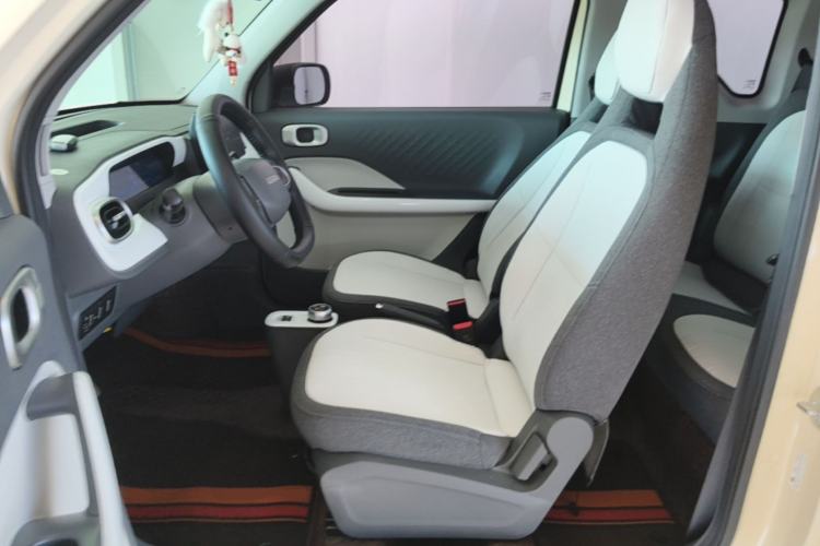 Used Geely Galaxy Panda 2025 210 km – Yuanqi Bear Left Front Seat
