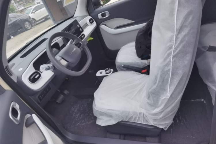 Used Geely Galaxy Panda 2025 210 km – Yuanqi Bear Left Front Seat