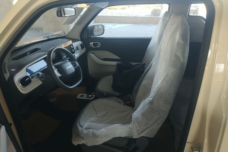 Used Geely Galaxy Panda 2025 210 km – Yuanqi Bear Left Front Seat