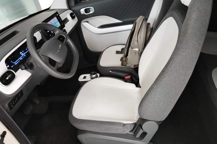 Used Geely Galaxy Panda 2025 210 km – Yuanqi Bear Left Front Seat