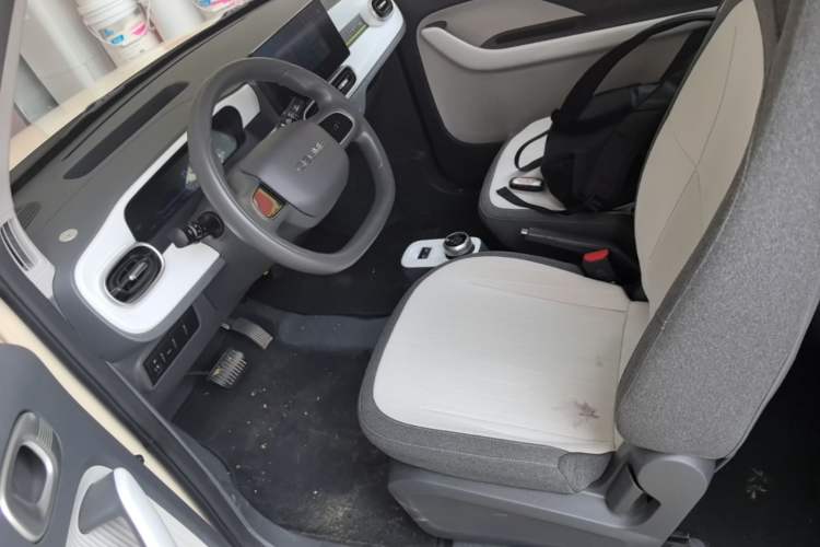 Used Geely Galaxy Panda 2025 210 km – Yuanqi Bear Left Front Seat
